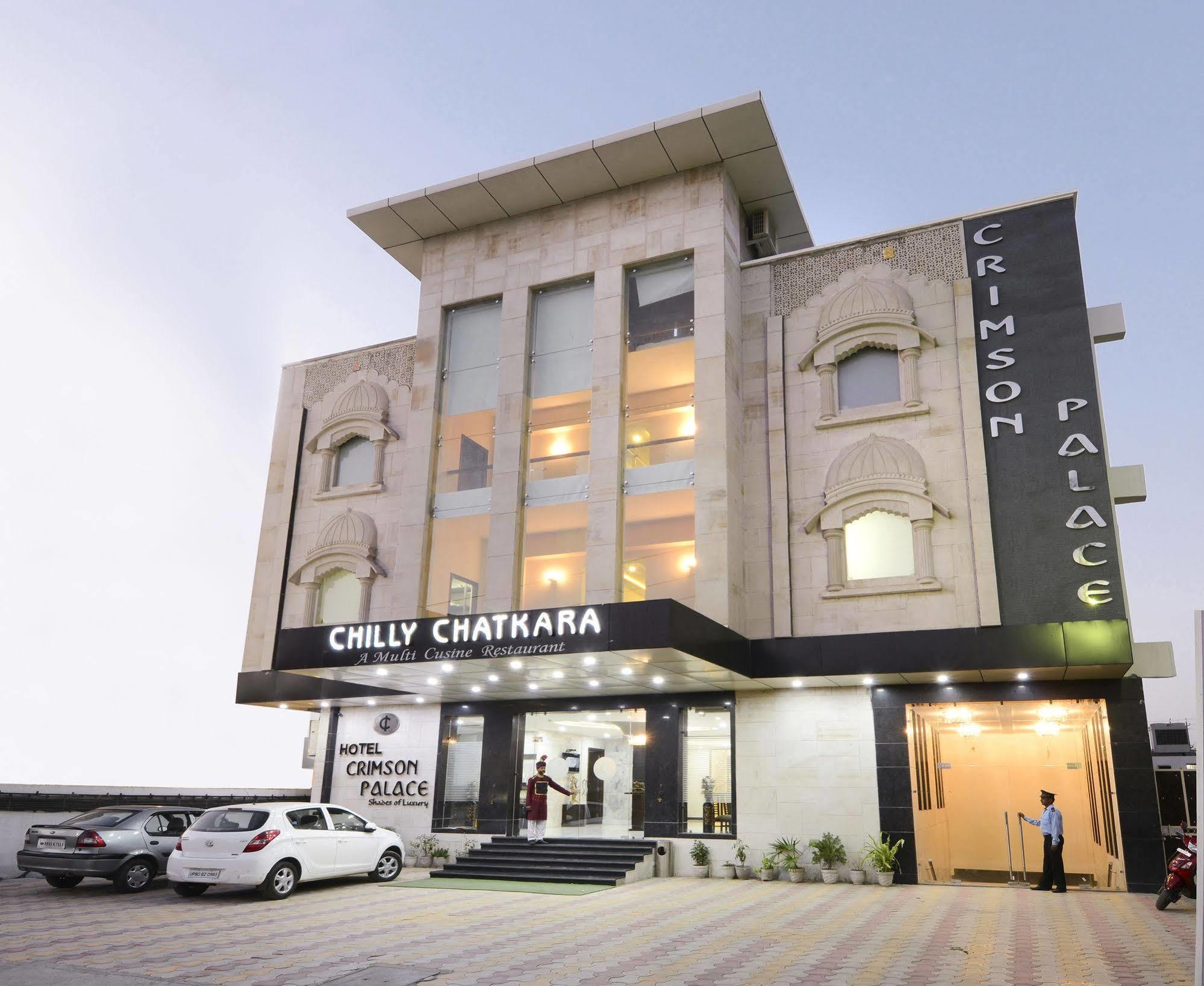 Hotel Crimson Palace Агра Экстерьер фото